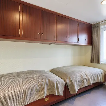 Lecomte - Longchamp 201 Apartment